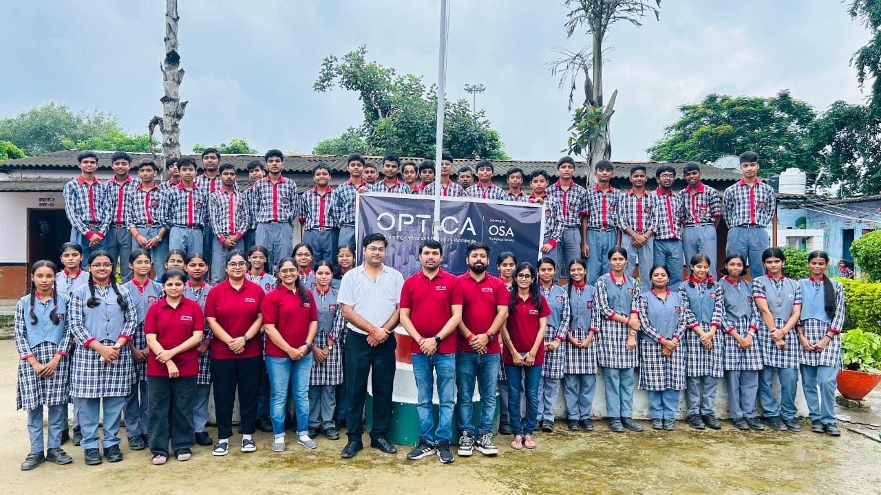 Students of KVS Jhalwa with chapter members